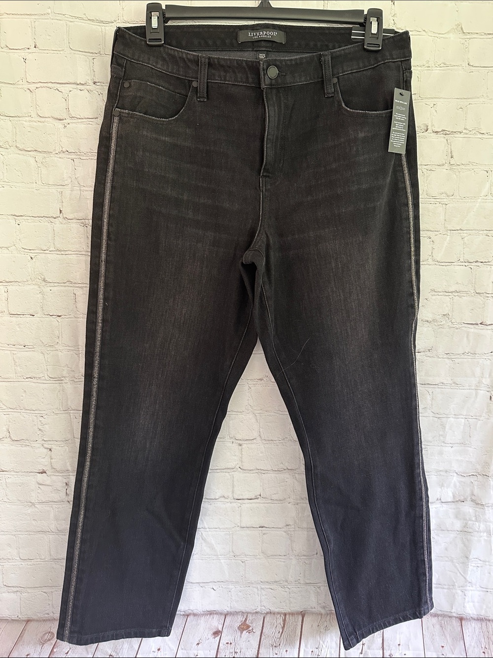 Liverpool NWT ECO Non-Skinny Skinny Mirror Cove stretch Jeans with Side Stripe